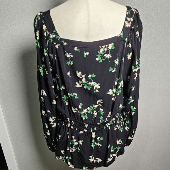 Floral Black Rayon Blouse with Smocked‎ Waist and Blousy Sleeves Size 2x - Picture 4 of 12